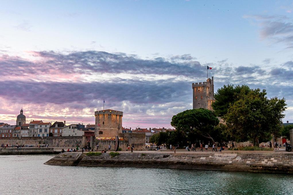 L'Appartement : Location Les Merciers. La Rochelle  Eksteriør billede